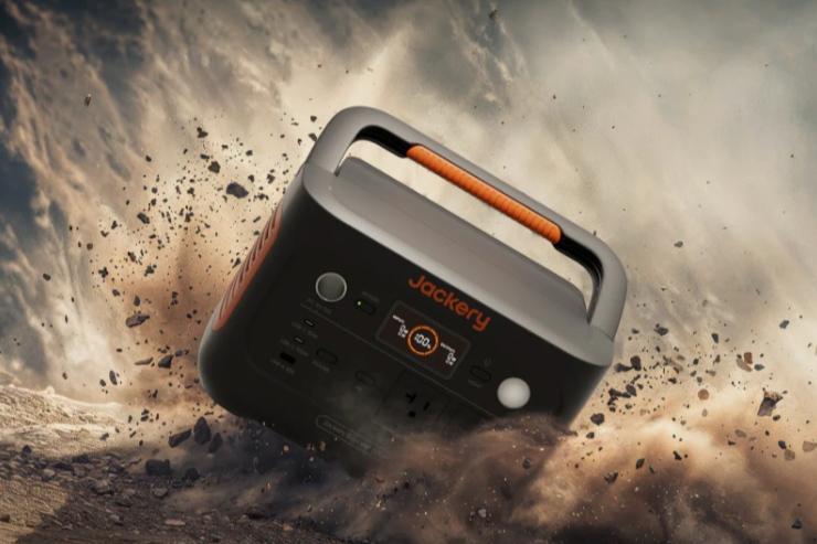Jackery Explorer 600 Plus Portable Power Station